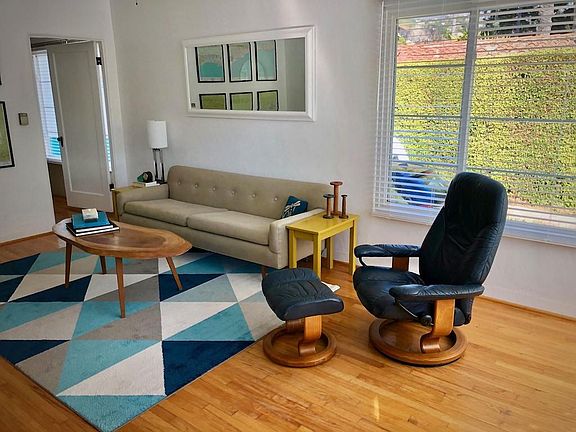 5th image of 315 E Figueroa St #1