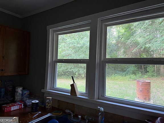 5th image of 1114 Stephens St