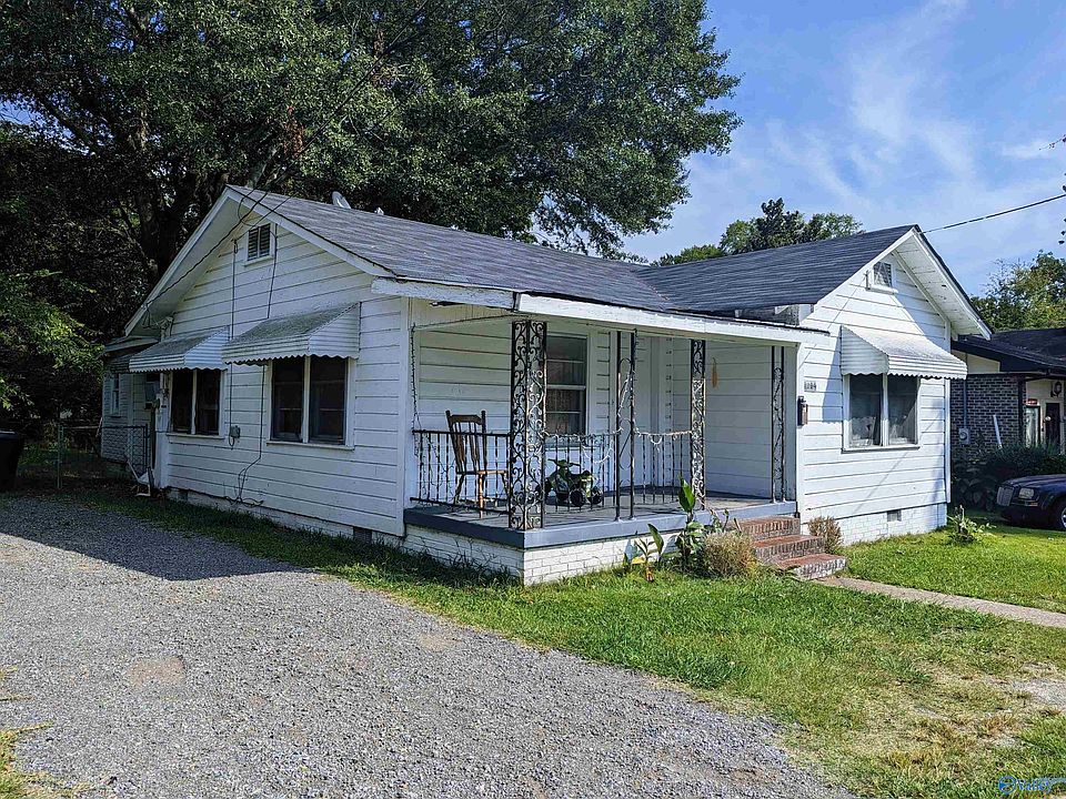 2nd image of 1104 Park Ave