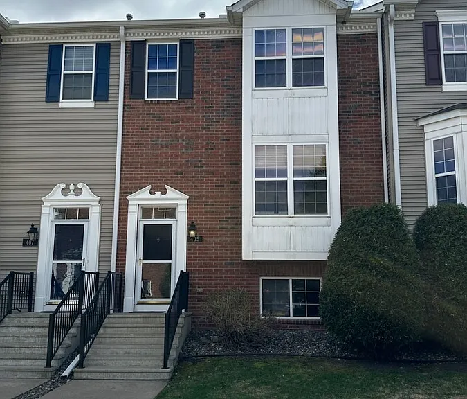 405 Village Pkwy #0 — Photo 1