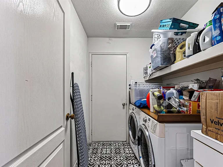 150 Wisteria Walk Cir — Photo 32