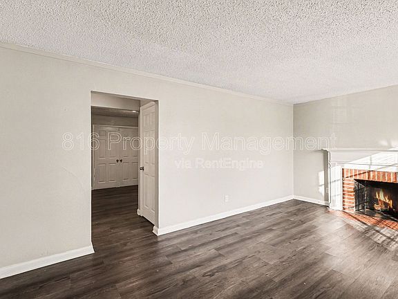 3rd image of 6230 Agnes Ave