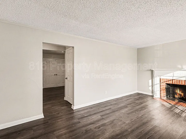 6230 Agnes Ave — Photo 3