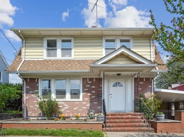 105 Roosevelt St, Roselle Park Boro, NJ 07204