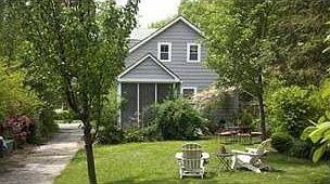 1st image of 66 E Greenwich Ave