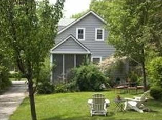 66 E Greenwich Ave, West Warwick, RI 02893