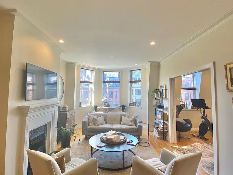 168 Newbury St #31 — Photo 26