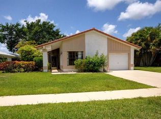 10098 Camelback Ln, Boca Raton, FL 33498