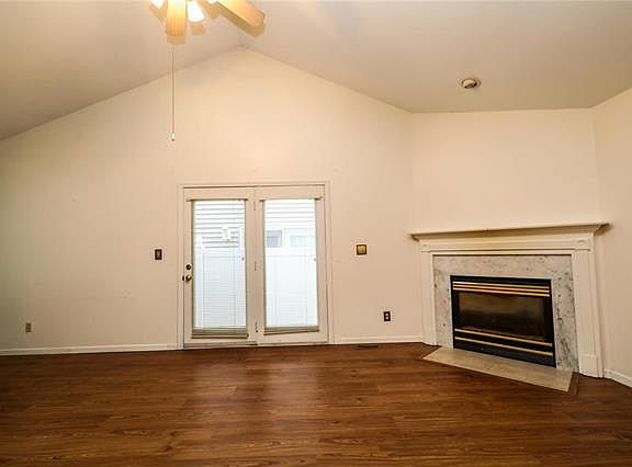 5th image of 2320 Williams St