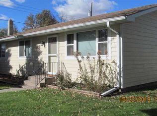 118 E 5th St, Ainsworth, NE 69210