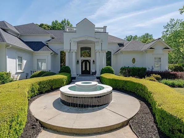 2614 Thurleston Ln, Duluth, GA 30097