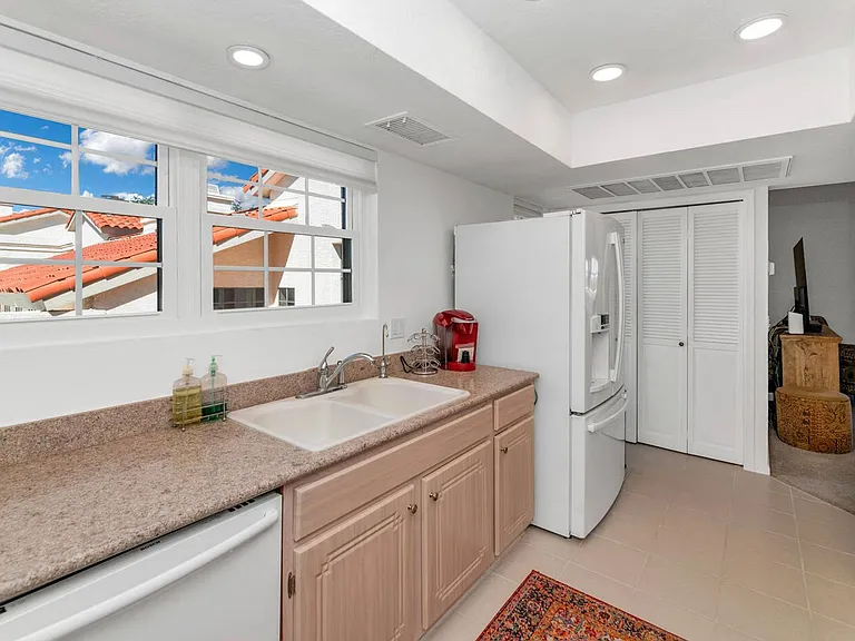 7800 E Lincoln Dr #2023 — Photo 11