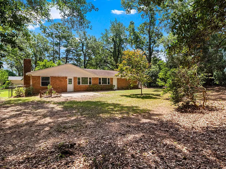3108 Briarwood Dr — Photo 34