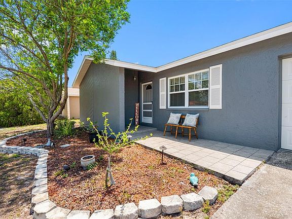 2nd image of 2334 Knoll Ave S