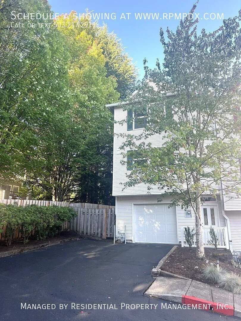 Discover Cougar Ridge in the heart of Murrayhill - 3 Bedroom Townhome — Photo 3