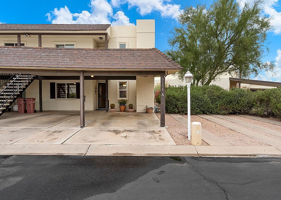 End unit w covered parking