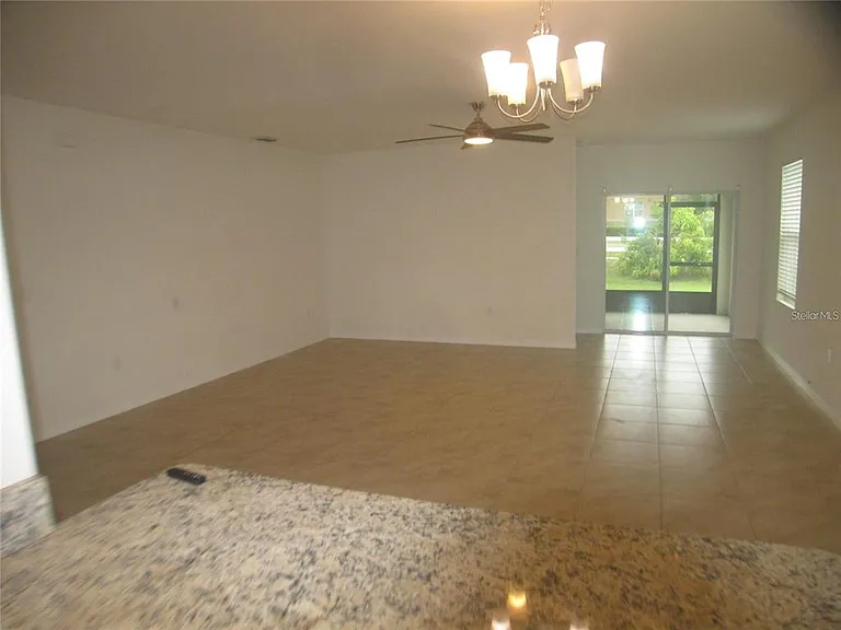 599 Autumn Stream Dr — Photo 18