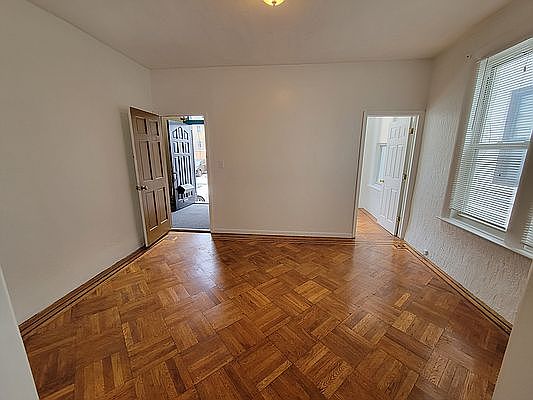 3rd image of 19 Battery Ave #1