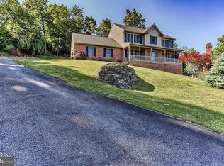 12096 Forest Hill Rd, Waynesboro, PA 17268