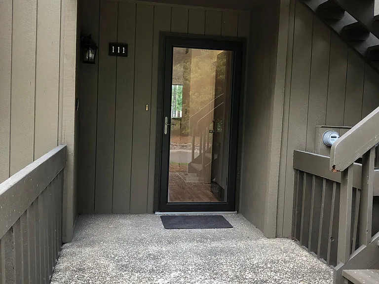 10 Pine Tree Rd #111 — Photo 2