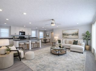 29638 Danbury Ct, Chesterfield, MI