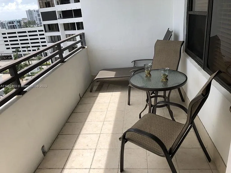 3505 S Ocean Dr #1115 — Photo 9