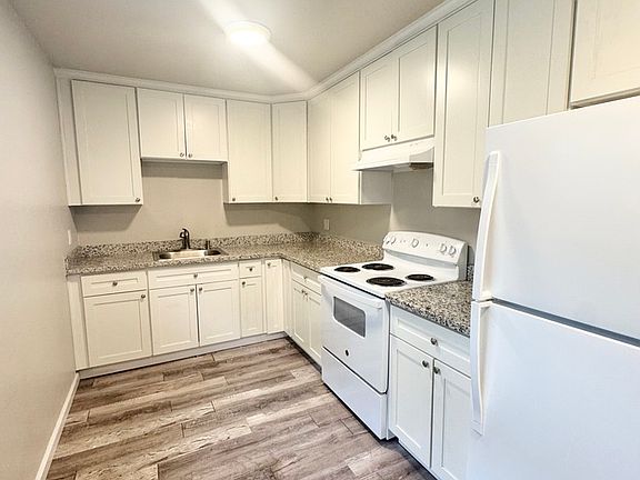 4th image of 4829 Pasarobles Dr #5
