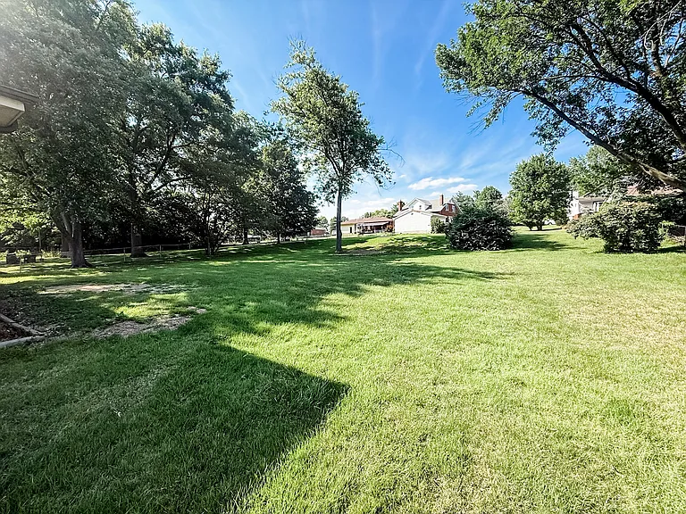 7025 Aliceton Ave — Photo 35