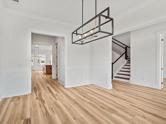 4th image of 9260 Blue Jay Ln
