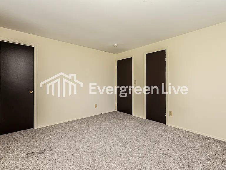 7398 Calmcrest Ct — Photo 9