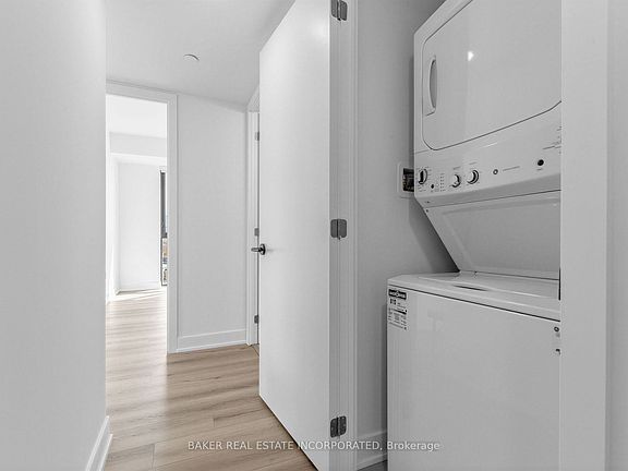 5th image of 758 Dovercourt Rd #1102