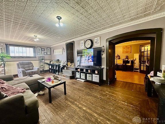 4th image of 6071 1st Ave