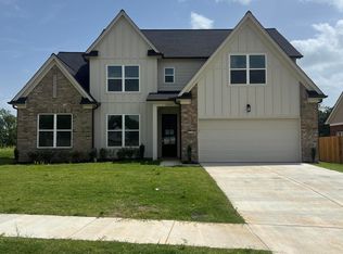 10269 April Springs Dr, Olive Branch, MS 38654