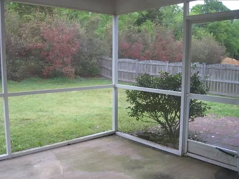 392 Eagle Pointe Dr — Photo 10