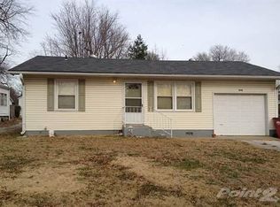 2619 W Lombard St, Springfield, MO 65802