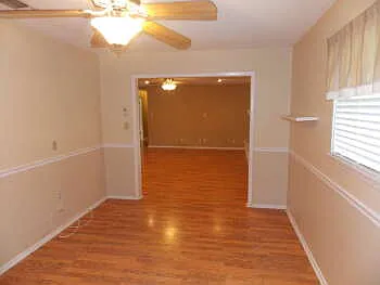 1309 Azalea Ln — Photo 11
