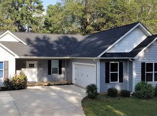 2223 Kimway Dr, Matthews, NC 28105
