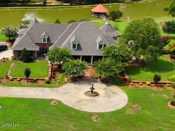 3340 Volley Campbell Rd, Terry, MS 39170