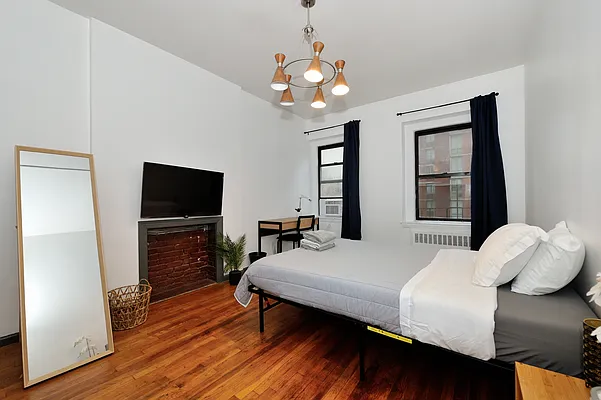 Rented by Furnished Habitat | media 2