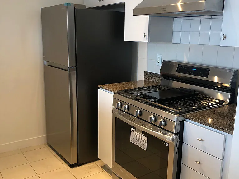 10 Navy Wharf Ct #2301 — Photo 3