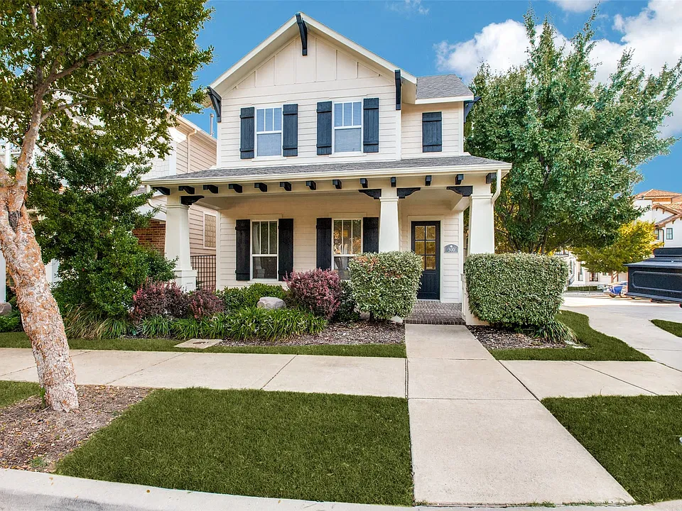 300 Loma Alta Dr
