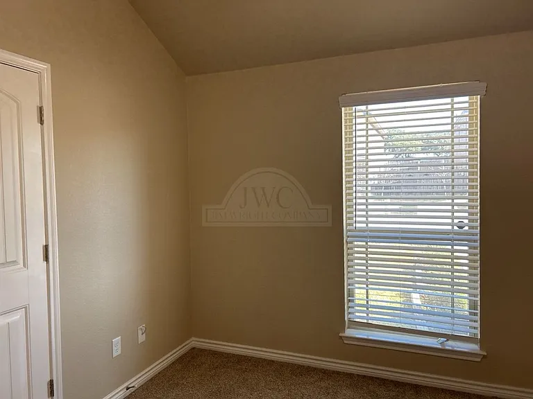 2109 Martin Luther King Jr Blvd — Photo 16