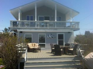 30 Ocean Ave, South Kingstown, RI 02879