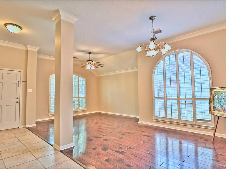 4530 Springfield Lakes St — Photo 5