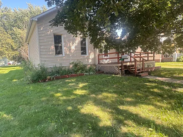 715 Superior St, Storm Lake, IA 50588