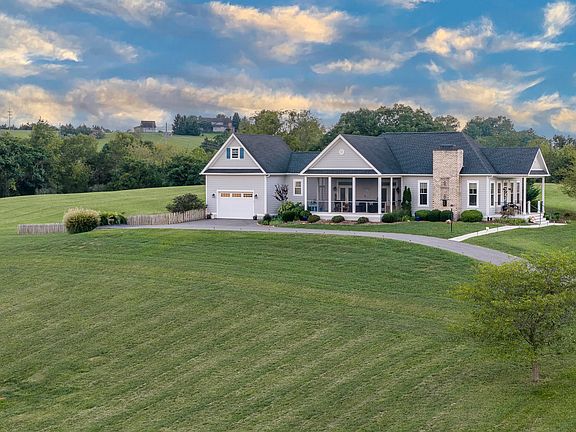 4th image of 35 Cora Ln