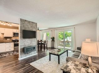 5275 Balmoral Ln, Bloomington, MN 55437