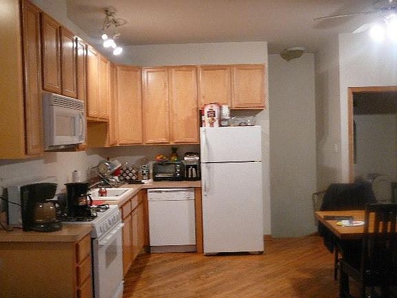 2nd image of 1446 W Chicago Ave APT 3E