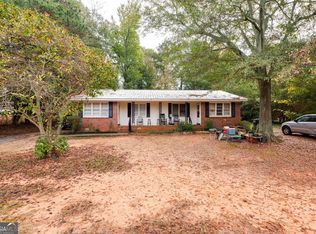 135 Springtree Rd, Athens, GA 30605