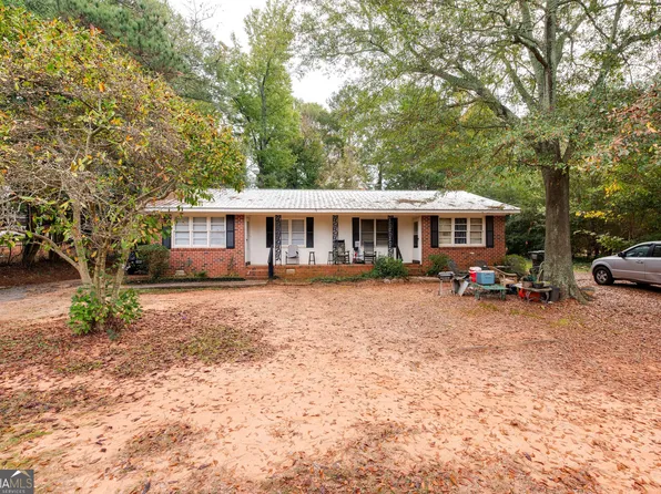 135 Springtree Rd, Athens, GA 30605